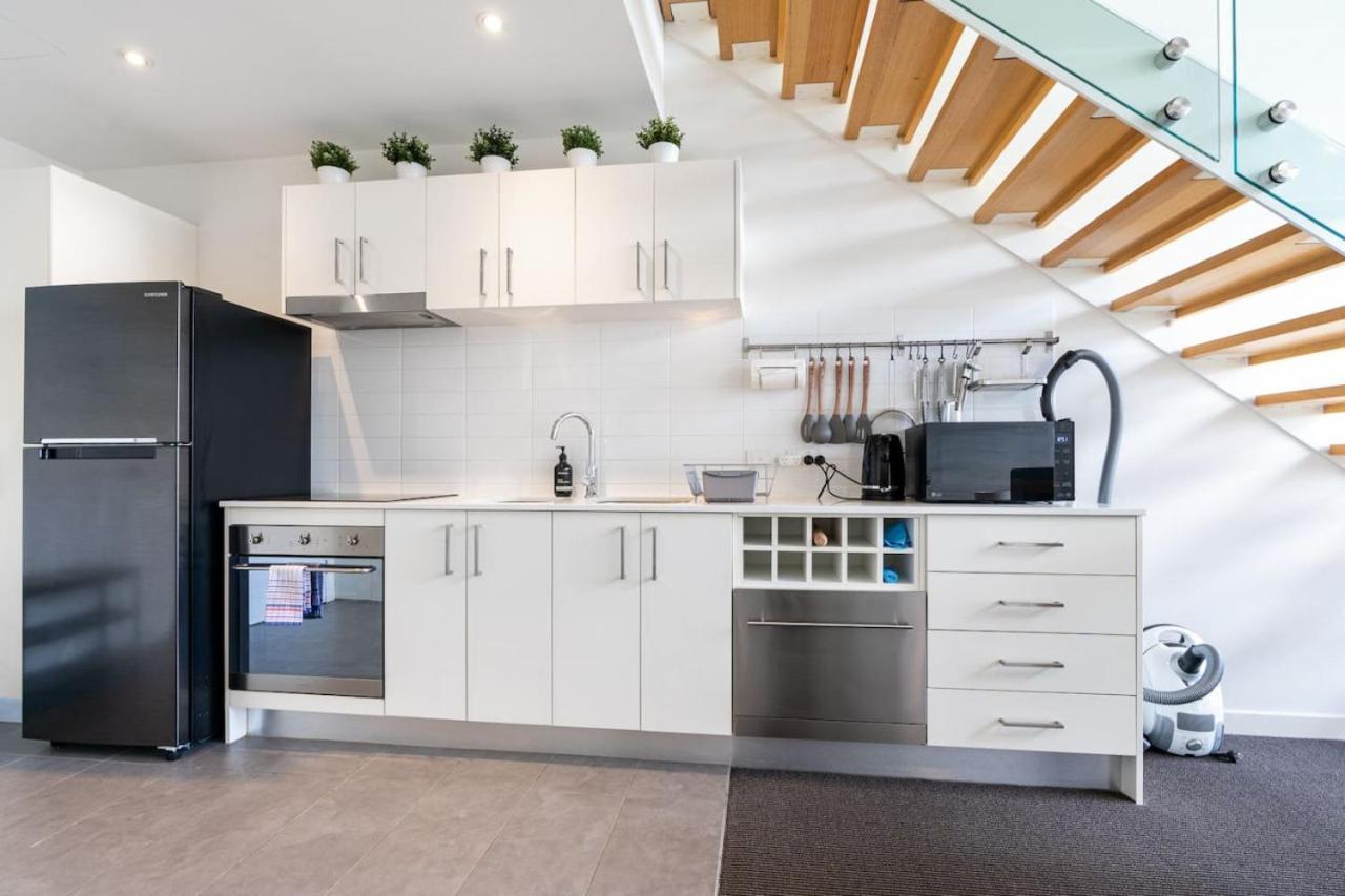 Bright Loft-style With Gorgeous View Apartment *